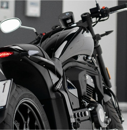 Custom Motorrader Auf Mallorca . Die Besten Motorrad . LEONART PILDER 125